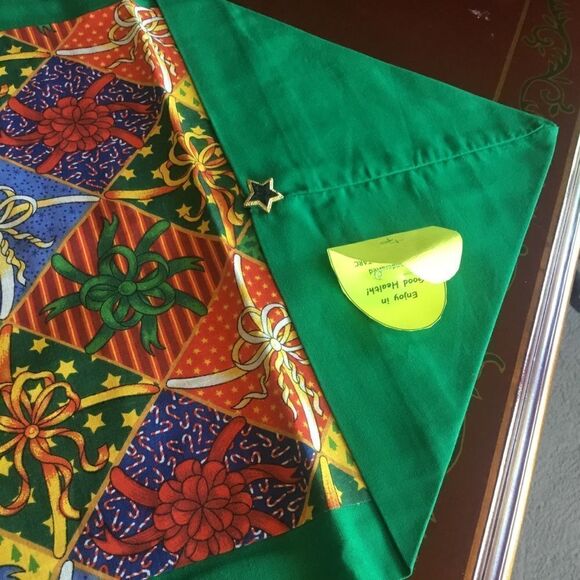 Handmade Holiday Runner NWOT - Picture 3 of 4